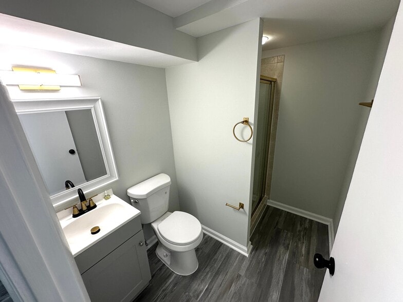 Building Photo - 5511 Henderson Way