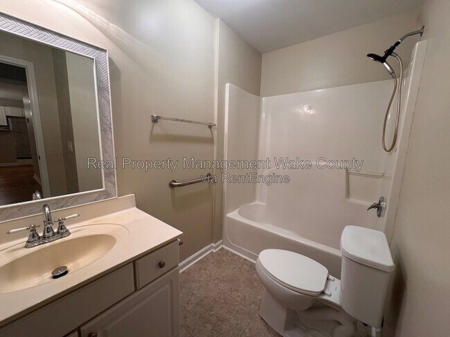 Building Photo - 3812 Wellington Ridge Loop
