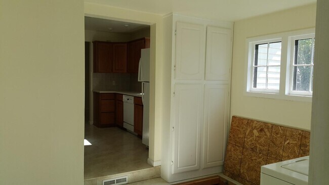 Building Photo - 9826 CO-66