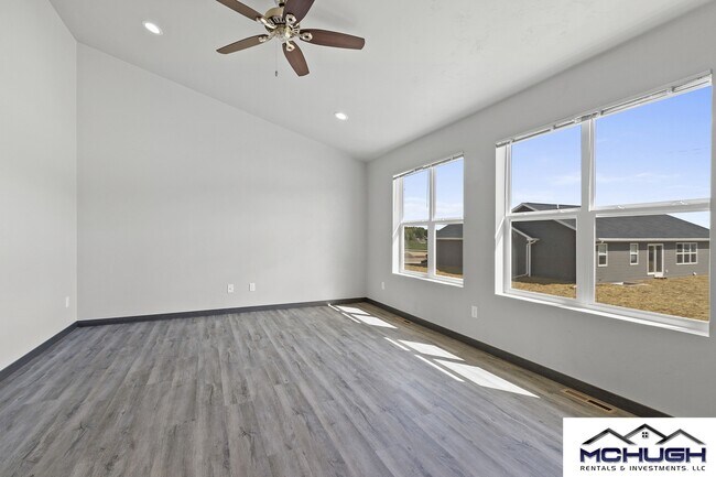 Building Photo - 1708 Patriot Wy