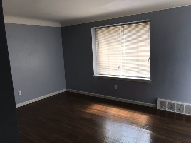 Building Photo - 9094 Braile St