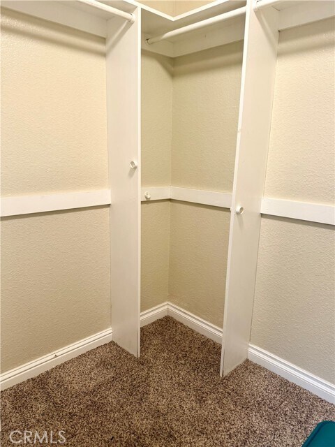 Building Photo - 13110 Creek View Dr