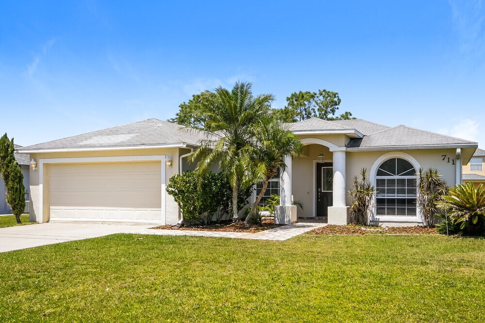 Building Photo - 711 Pelican Ct