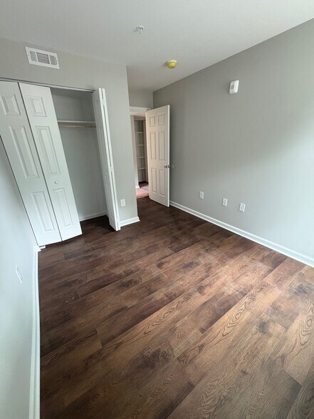 Building Photo - 7258 Donnell Pl