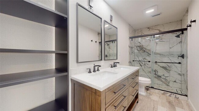 Building Photo - 14911 Wunderlich Dr