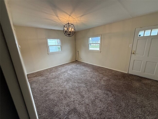 Building Photo - 1139 W 36th St