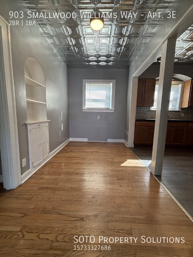 Building Photo - 903 Smallwood Williams Way