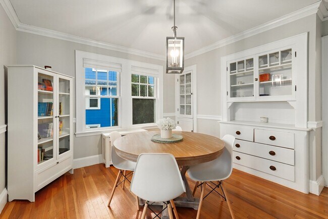 Building Photo - 54 Edgecliff Rd