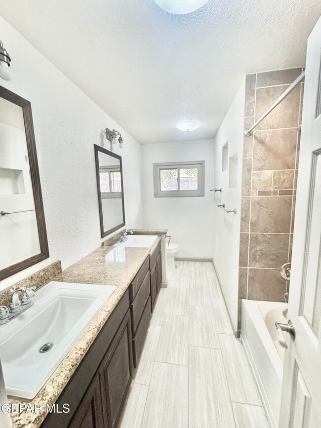 Building Photo - 508 Trails End Ct