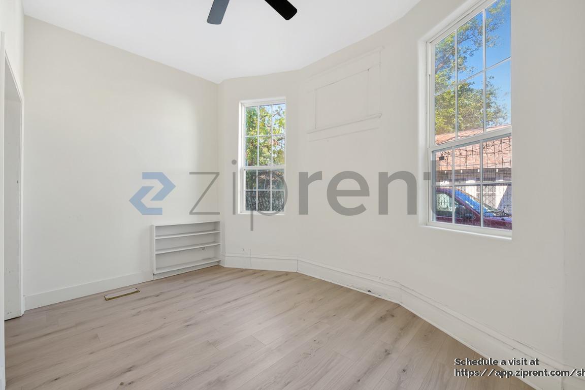 Building Photo - 3711 Wendelkin St