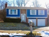 Building Photo - Spacious 3BR Bi-Level Home with 2-Car Garage in Reynoldsburg – $1,850/mo