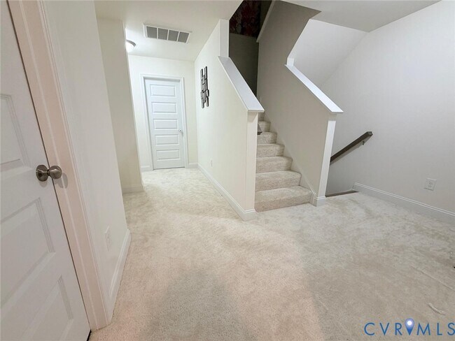 Building Photo - 10861 Farmstead Ml Ln