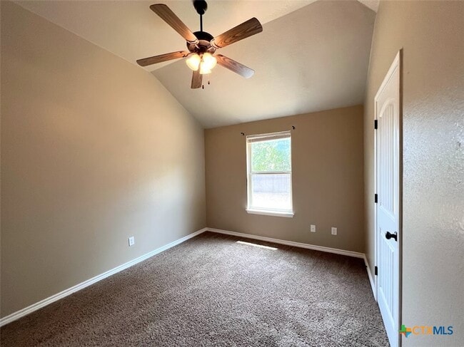 Building Photo - 201 Sladecek Dr