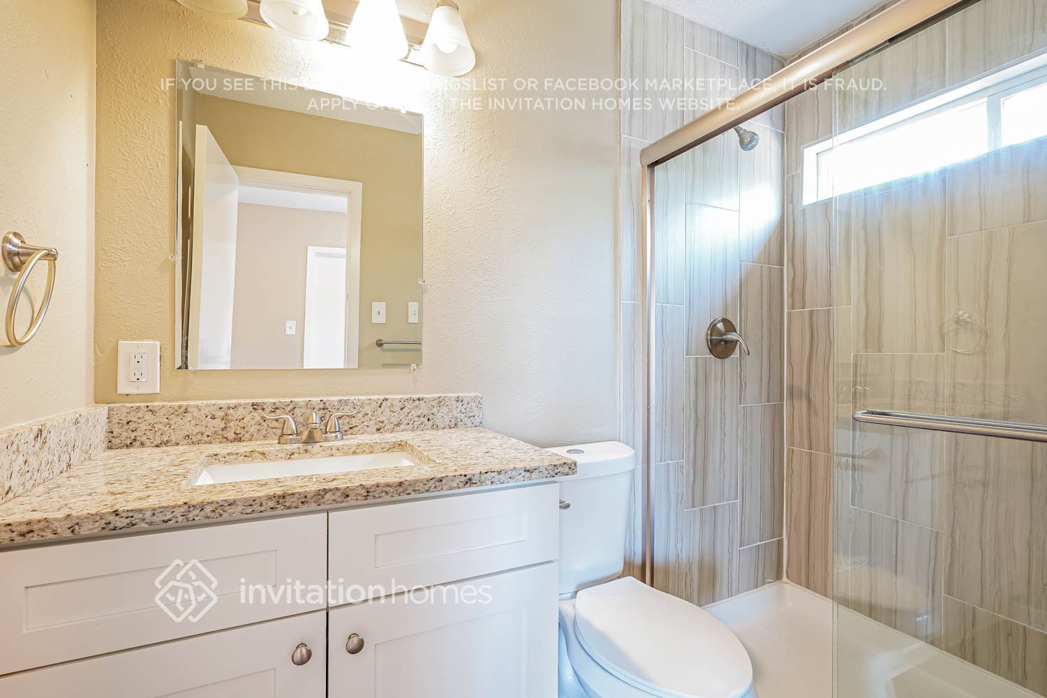 Building Photo - 3921 Willow Run Dr
