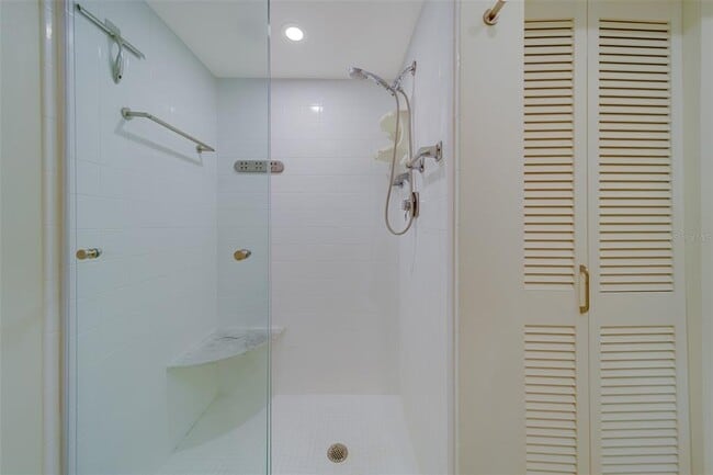 Building Photo - 170 Boca Ciega Point Blvd S