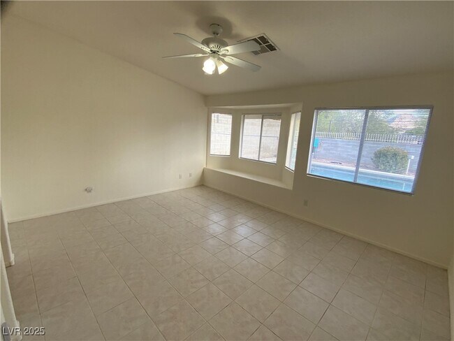 Building Photo - 1153 Elam St