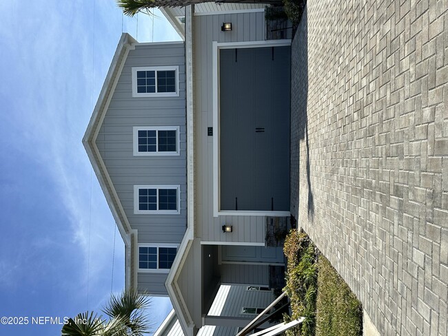 Building Photo - 137 Tower Ct