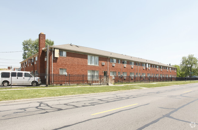 Building Photo - Chalmers Apartments