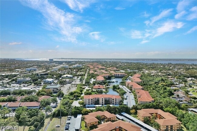 Building Photo - 8270 Pathfinder Loop