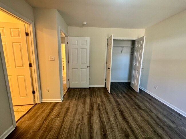 Building Photo - 2 BR 2BA Duplex in Holly Ridge
