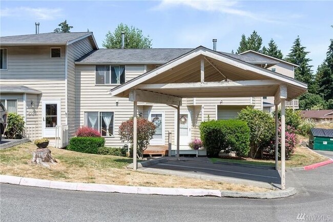 2 Bedroom Townhome In East Bremerton - 5725 Wisteria Ln NE Bremerton WA ...