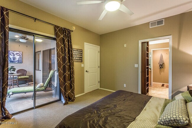 Building Photo - 7609 E Indian Bend Rd