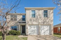 Building Photo - 4300 Sonoma Dr