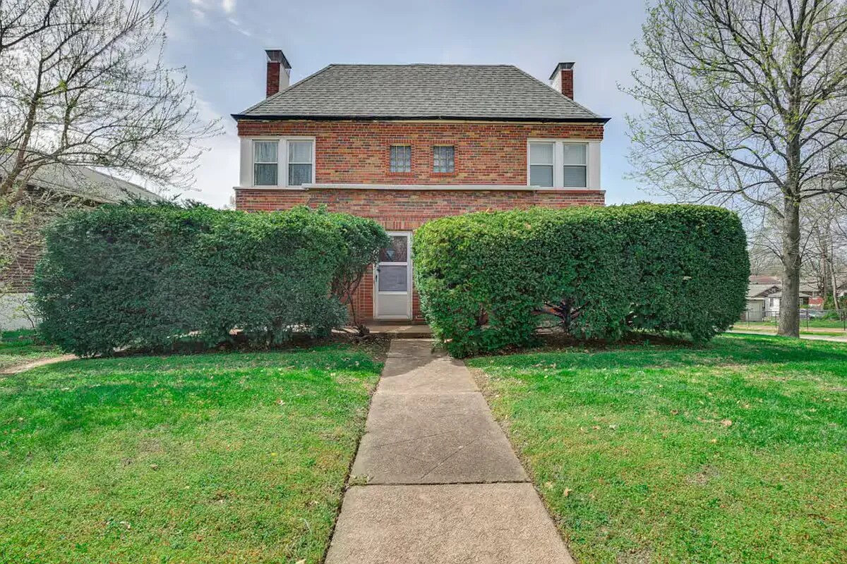 Building Photo - 6926 Natural Bridge Rd