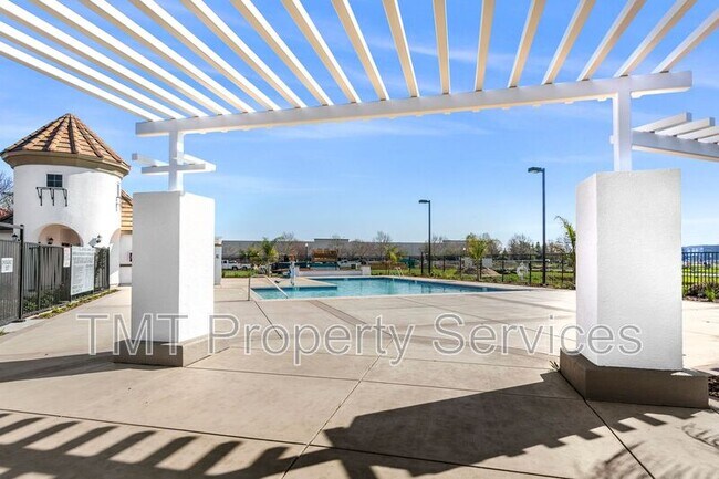 Building Photo - 2958 Valbonne Walk