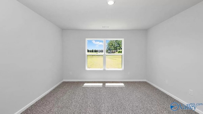 Building Photo - 153 Ozy Dr
