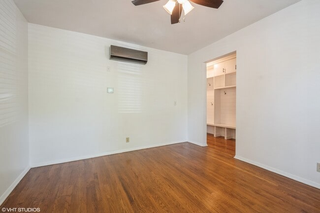 Building Photo - 4523 N Campbell Ave