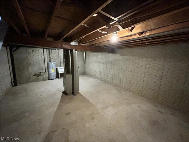 Building Photo - 133 Orchard Dr