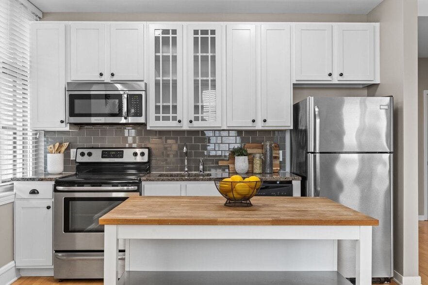 Interior Photo - The Barker — Downtown Omaha at Your Doorstep