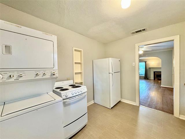 Building Photo - 5511 Longview St