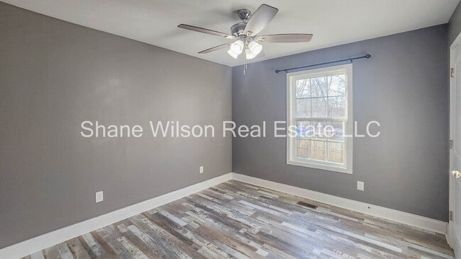 Building Photo - 1412 Stevenson Dr