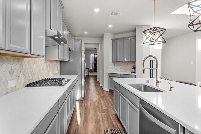 Building Photo - 17685 Martin Crk Ln