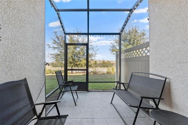 Building Photo - 29913 Southwell Ln