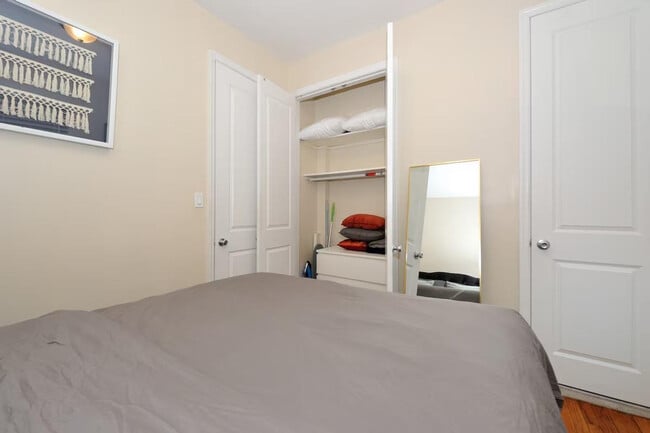 Building Photo - 70 W 3rd St