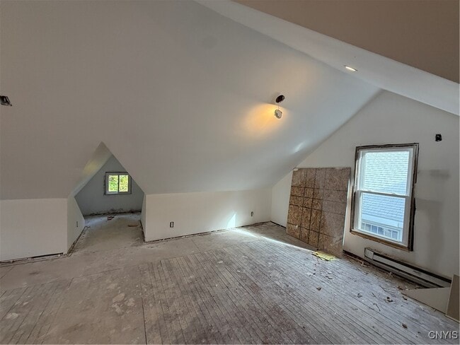Building Photo - 1200 N Glencove Rd