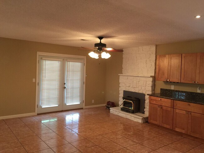 Building Photo - Rocklin ~ Home For Rent!