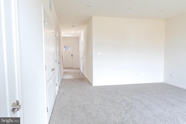 Primary Photo - 8226 Longford Rd