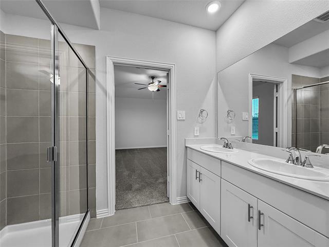 Building Photo - 209 Greenbriar Ln