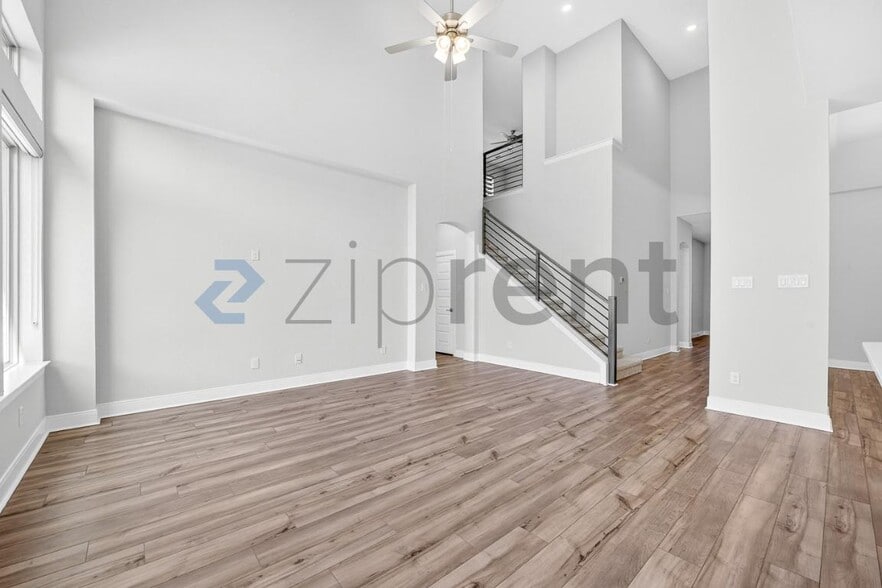 Building Photo - 1713 Friendship Ln