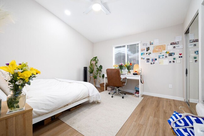Building Photo - Fully Renovated 5 Bedroom Home Near SDSU - All Utilities Included!