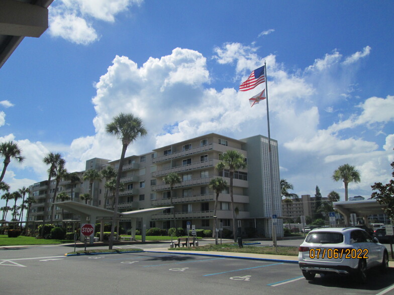 Old Glory & South Tower - 2020 N Atlantic Ave