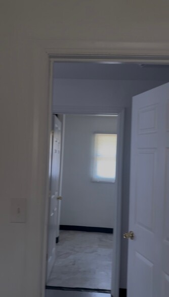Building Photo - 1082 Horseshoe Rd