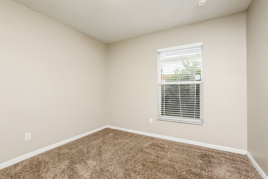 Building Photo - 644 Whitetail Loop