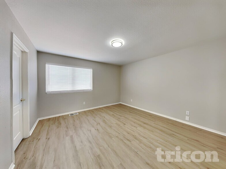 Building Photo - 5901 Storyteller Rd NW