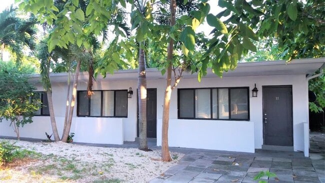 Primary Photo - 2238 Fillmore St