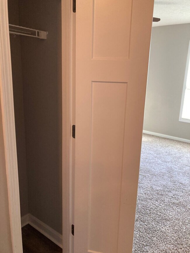 Building Photo - New & Improved Price!